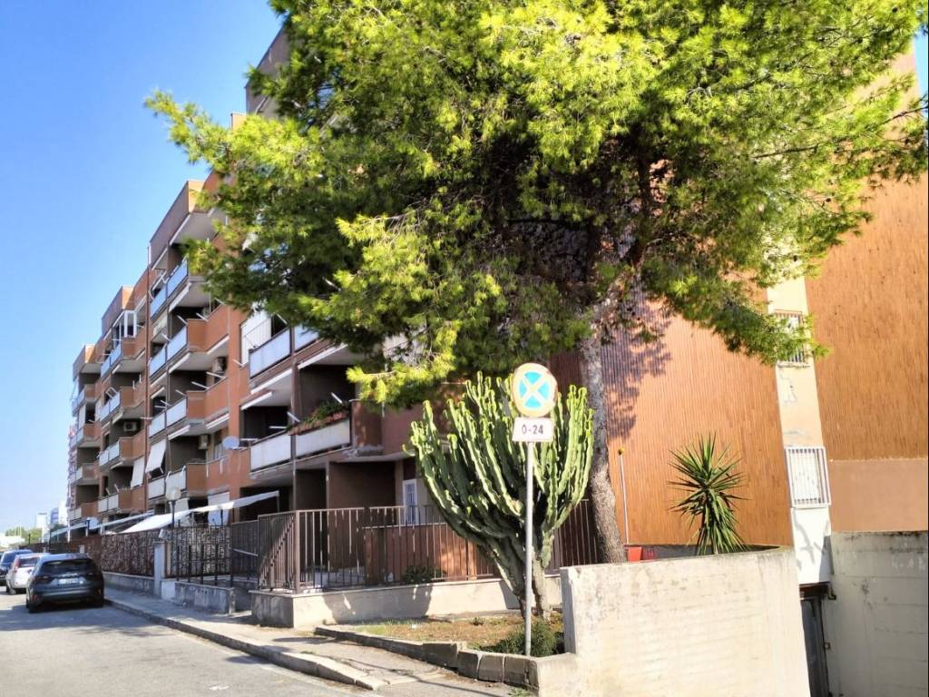 Appartamento a Taranto in Via Laconia, 4 - Foto 2