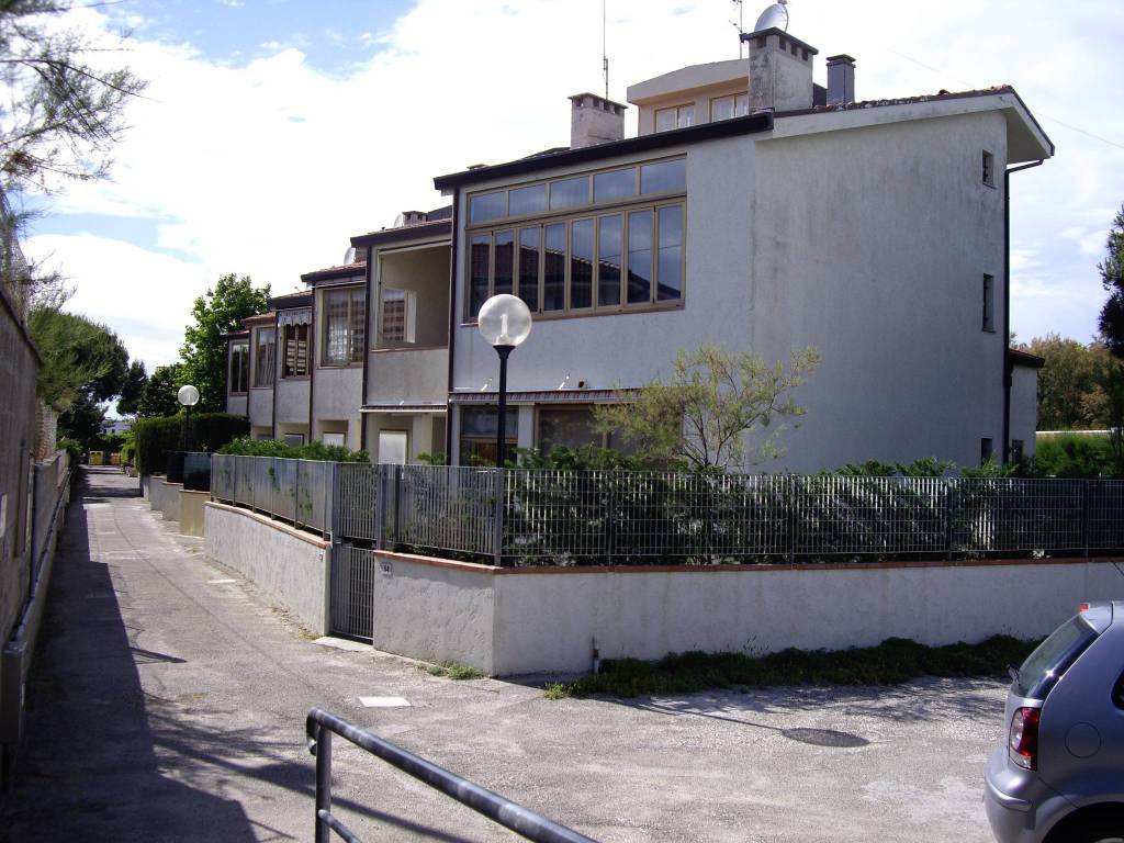 Villetta a schiera a Comacchio in Viale Alpi Orientali Nord, 68 - Foto 2