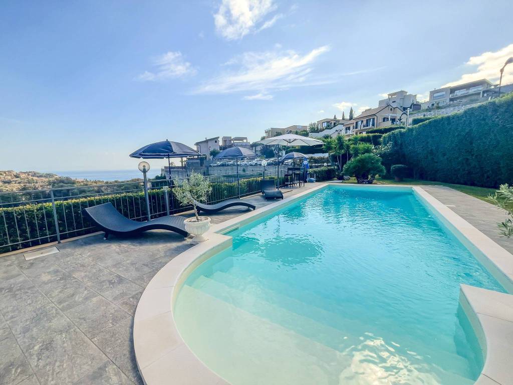 Villa a Taormina in Via Crocefisso, 16 - Foto 2