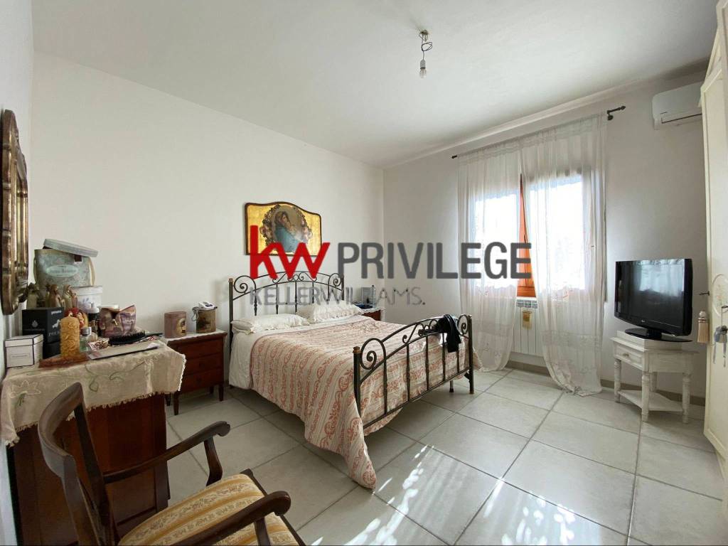 Villa a San donaci in Via Donato Sturdà - Foto 4