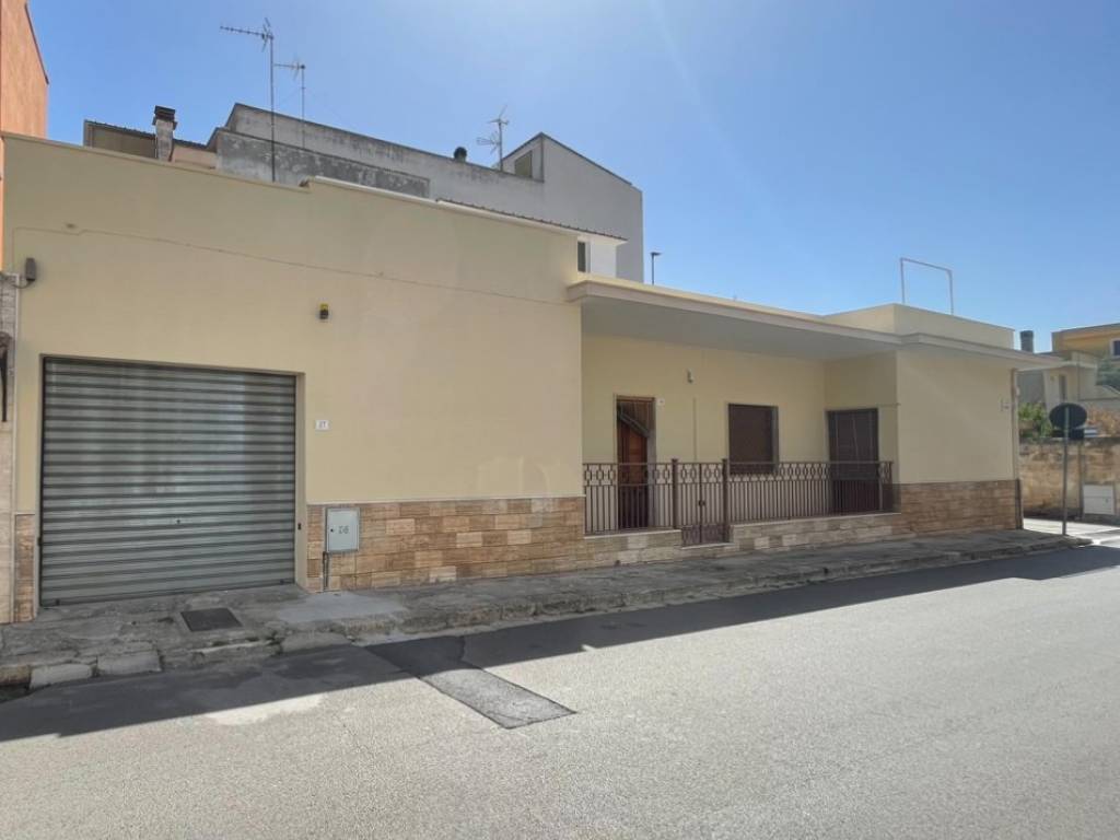 Appartamento a Taurisano in Via Carlo Poerio, 17 - Foto 3