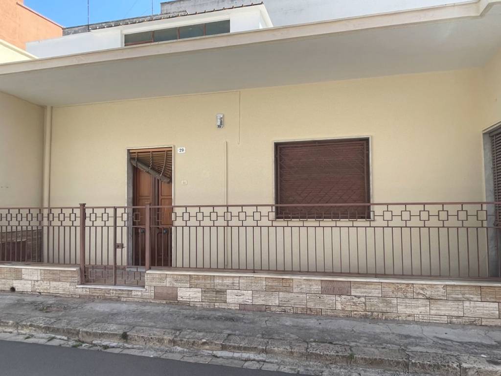 Appartamento a Taurisano in Via Carlo Poerio, 17 - Foto 4