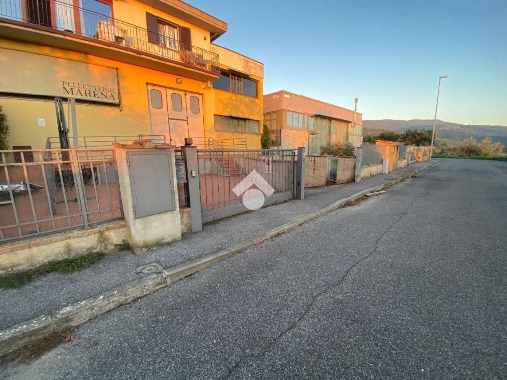 Immobile a Castelfranco piandisco in Via Pablo Neruda, 9 - Foto 2