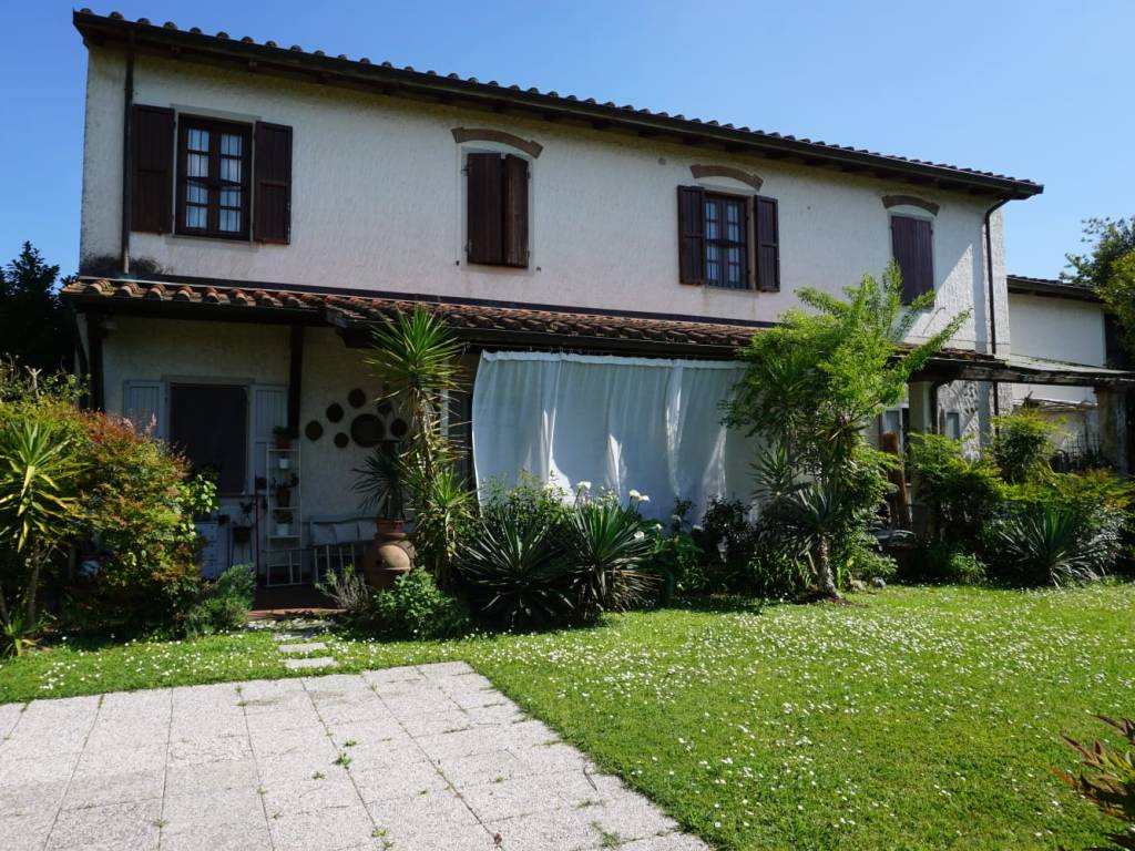 Villa a Pietrasanta - Foto 2