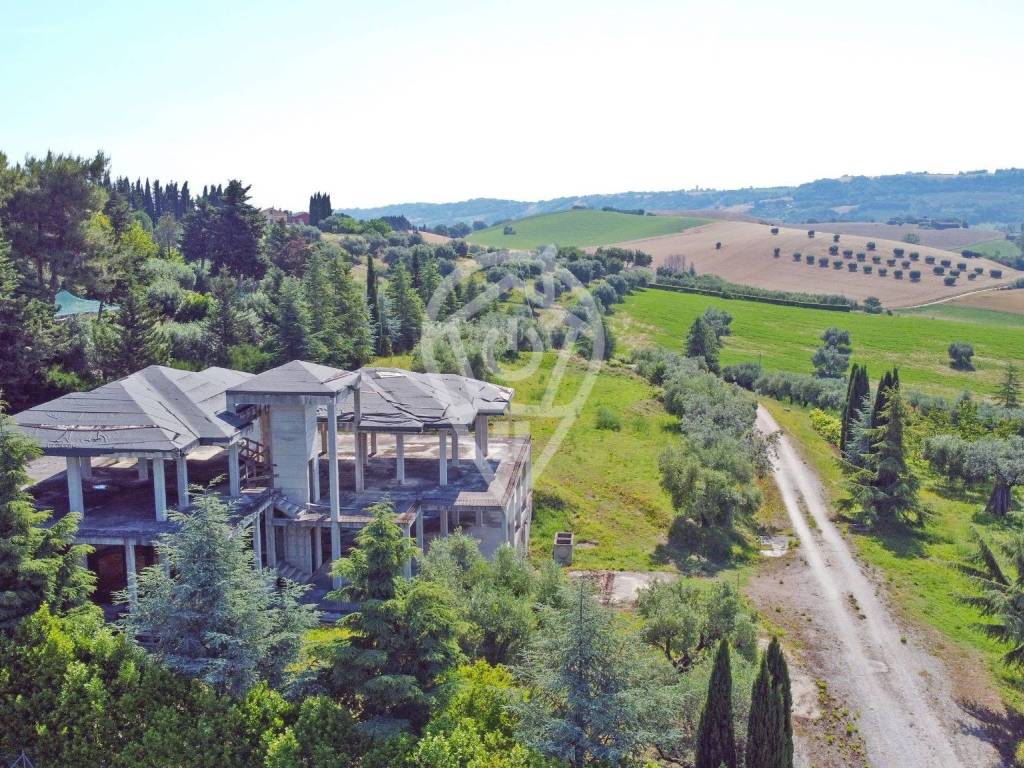 Villa a Montegranaro in Strada Provinciale Veregrense - Foto 2