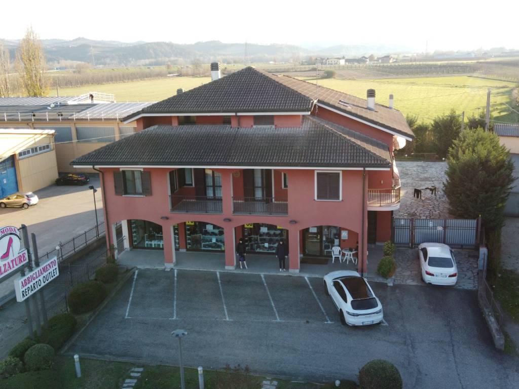 Villa a Castagnito in Via Neive, 10 - Foto 4