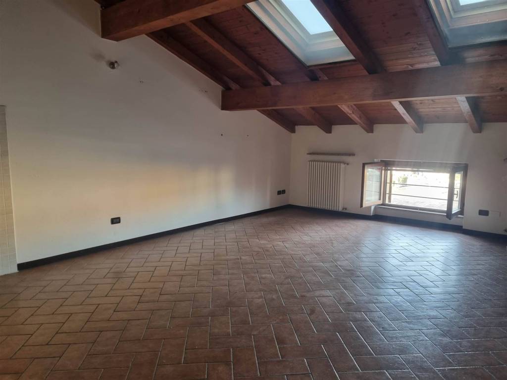 Casa indipendente a Agazzano in piazza europa - Foto 4