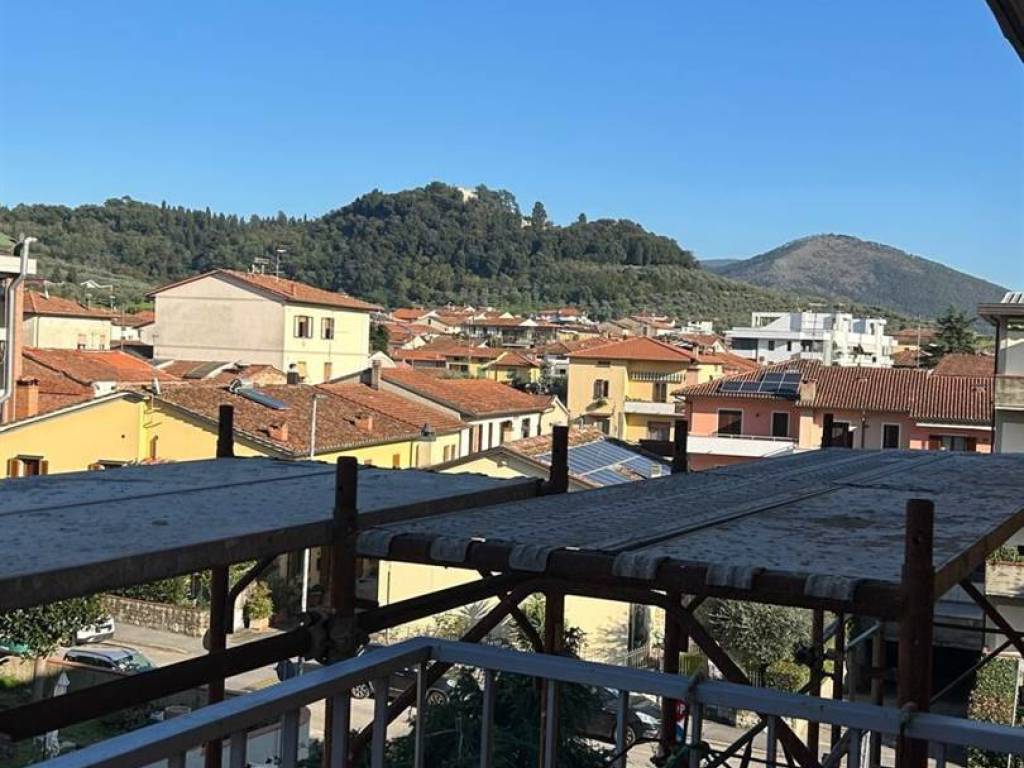 Appartamento a Montemurlo in Via Amilcare Ponchielli, 23 - Foto 4