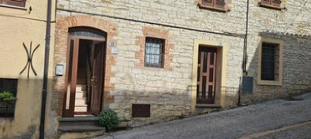 Casa indipendente a Gualdo tadino - Foto 2