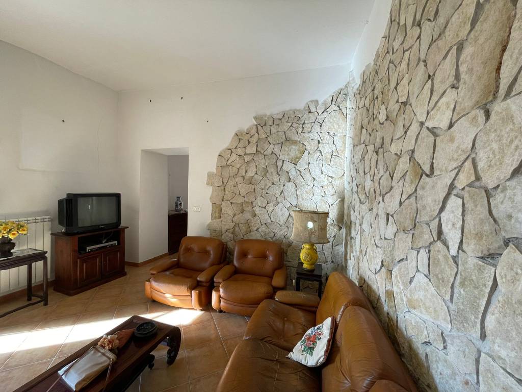 Appartamento a Rocca d'arce in Largo San Cataldo - Foto 4