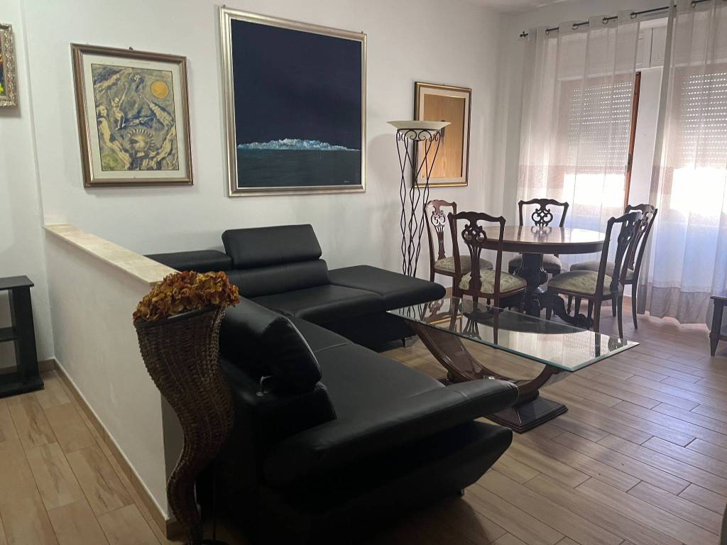Appartamento a Cagliari in Via Arrigo Boito, 19 - Foto 5