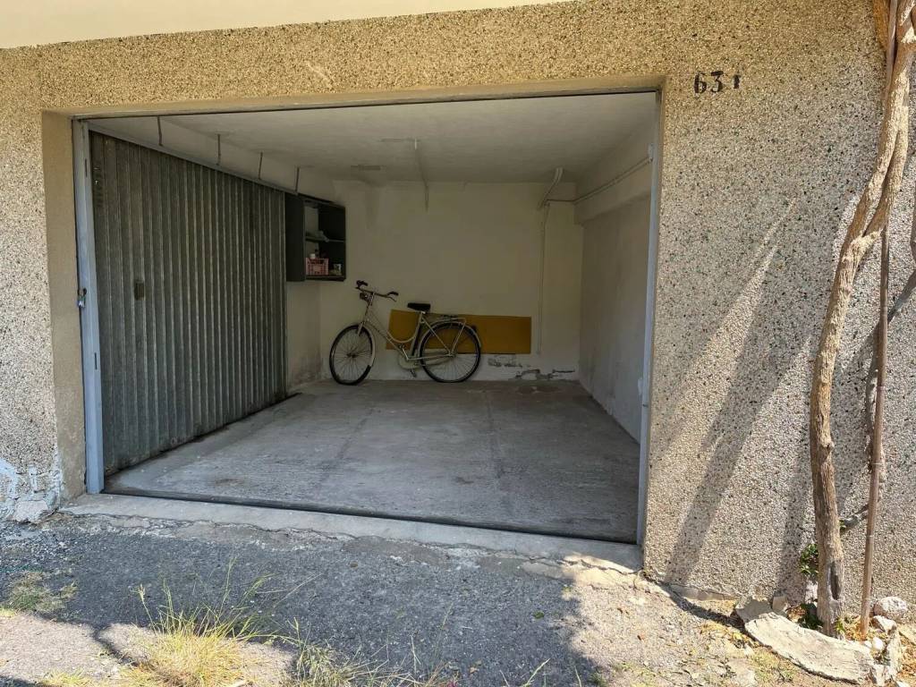 Box / garage a Noli in Via Luigi Defferrari - Foto 2