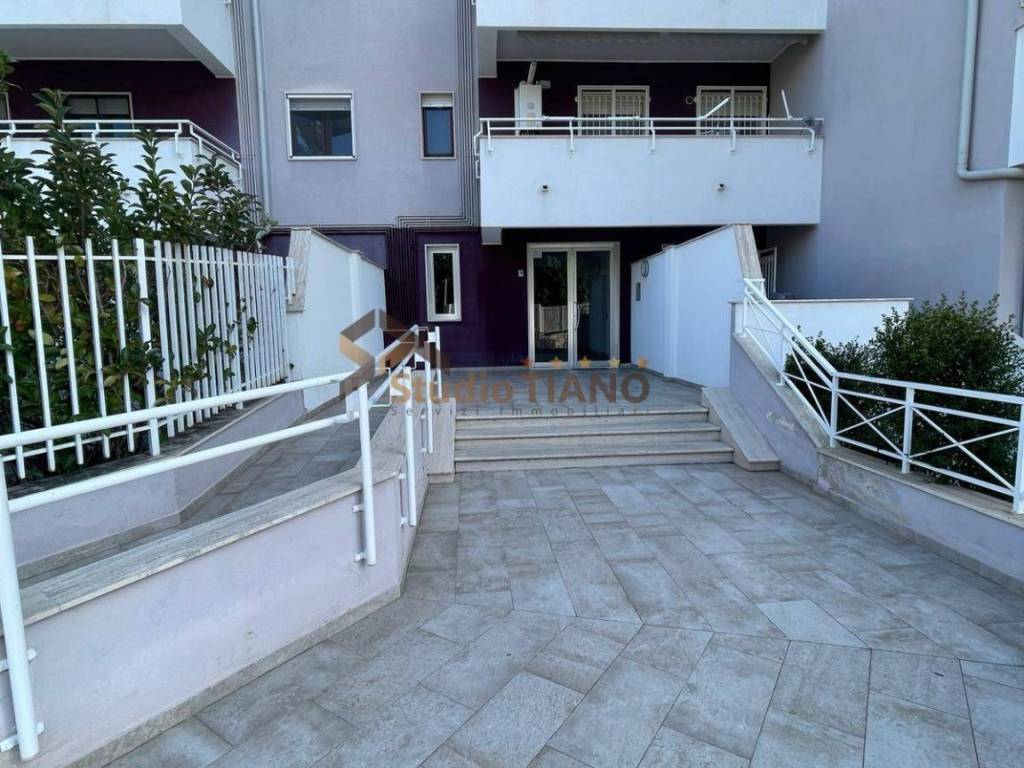 Appartamento a Crotone in VIA PIO LA TORRE, 7 - Foto 4