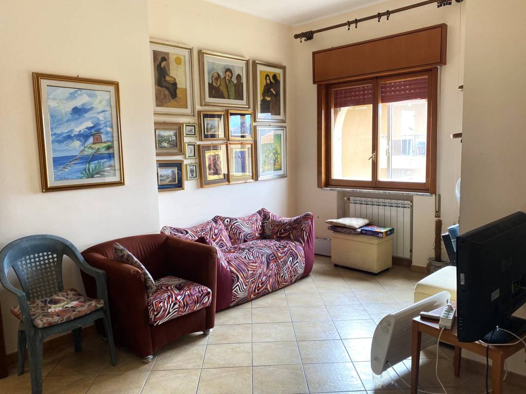 Appartamento a Vibo valentia in Via Pier Paolo Pasolini - Foto 2