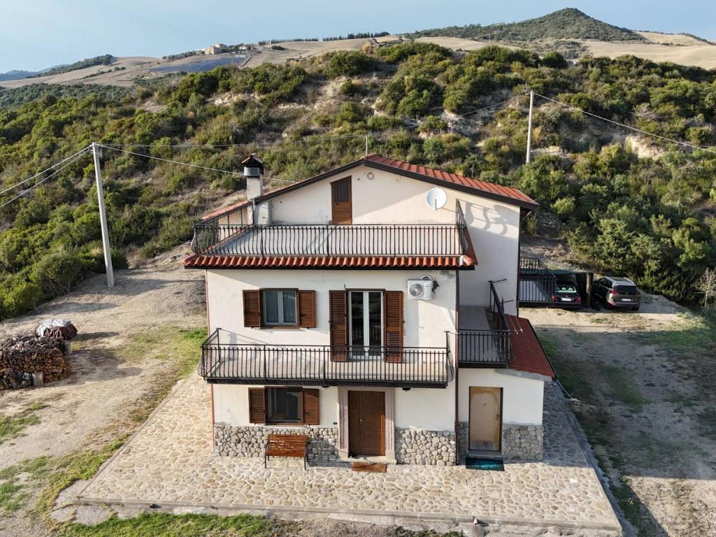 Casa indipendente a Stigliano in Contrada Acinello snc - Foto 2