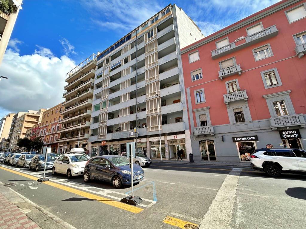 Appartamento a Cagliari in Via Sidney Costantino Sonnino, 139 - Foto 2