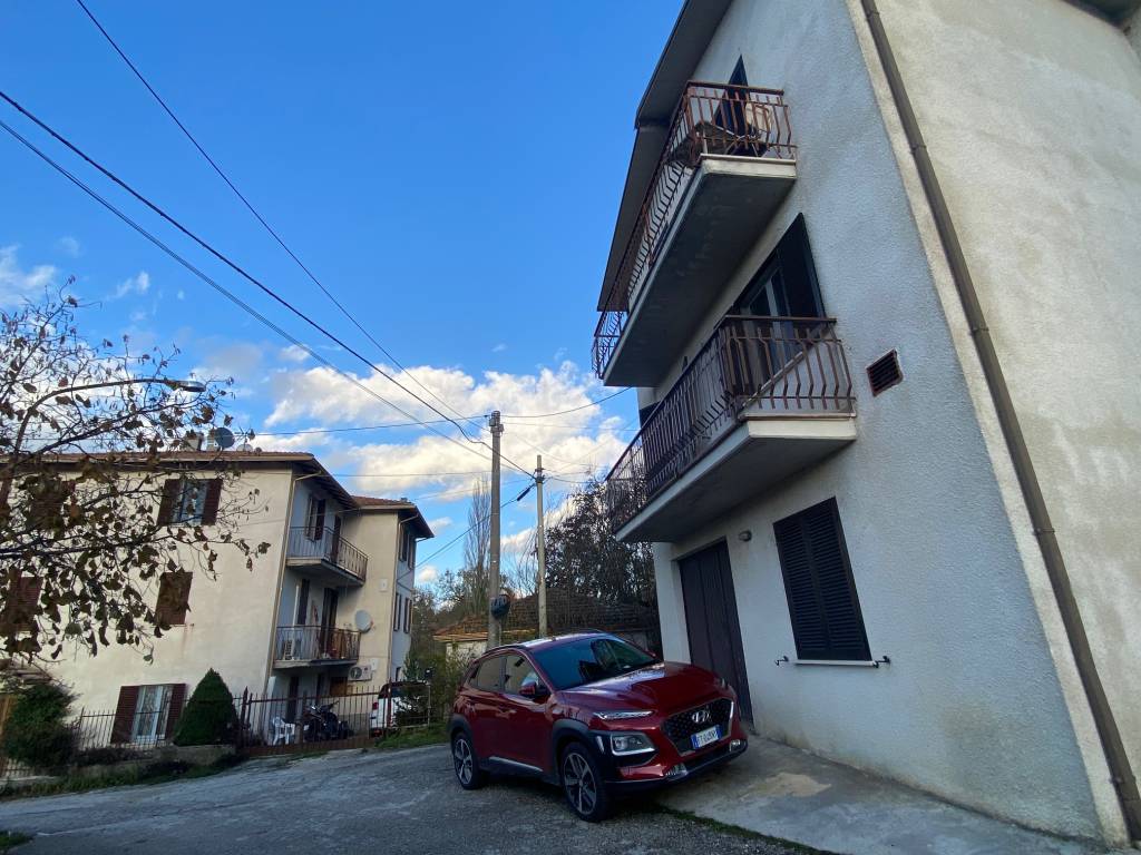 Appartamento a Gualdo tadino in Località Case Biagetto - Foto 3