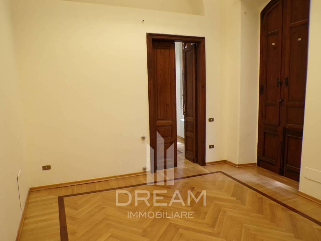 Immobile a Cagliari in Viale Regina Margherita, 30 - Foto 3