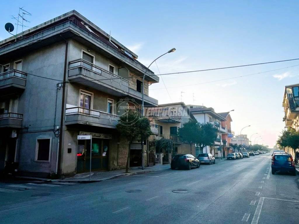 Immobile a San benedetto del tronto in Via Val Tiberina 53 - Foto 4