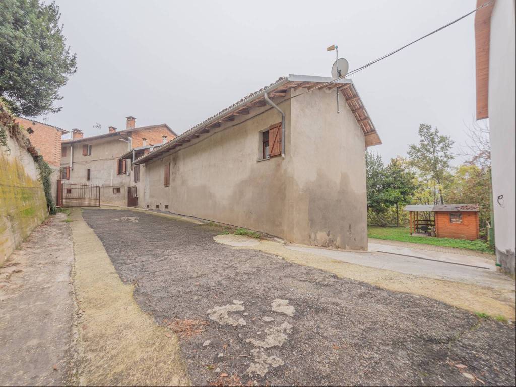 Casa indipendente a Corsione in Via Roggero, 3 - Foto 4