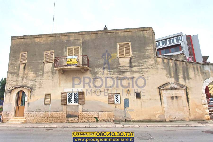 Palazzo / stabile a Bisceglie - Foto 2