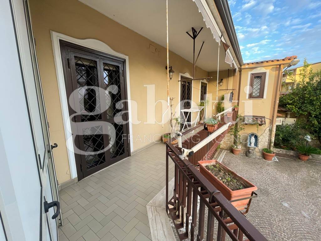 Palazzo / stabile a Frignano in Corso Italia, 9 - Foto 4