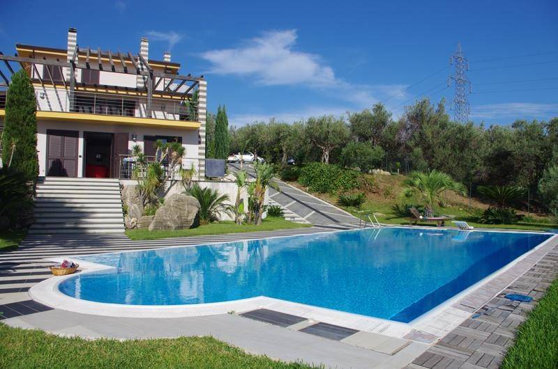 Villa a Barcellona pozzo di gotto in Via delle Ginestre - Foto 2