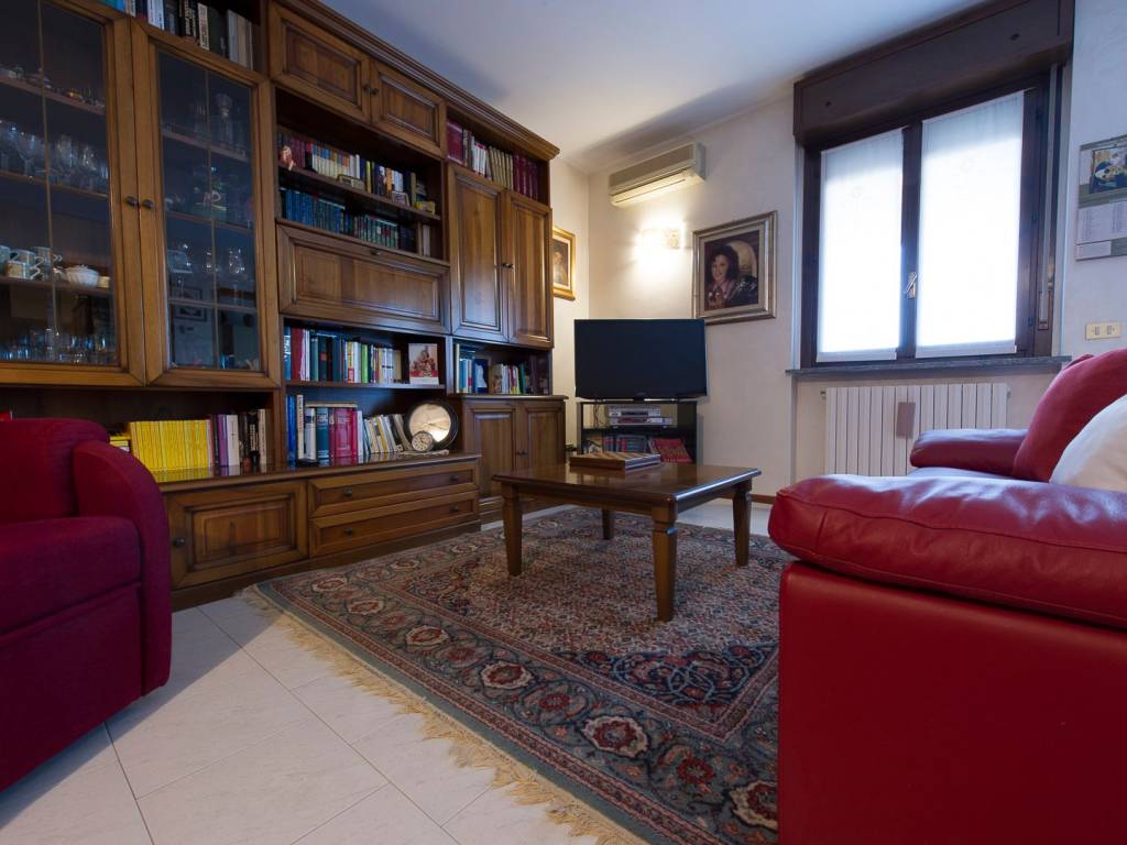 Appartamento a Trecate in Via Valle, 6 - Foto 3