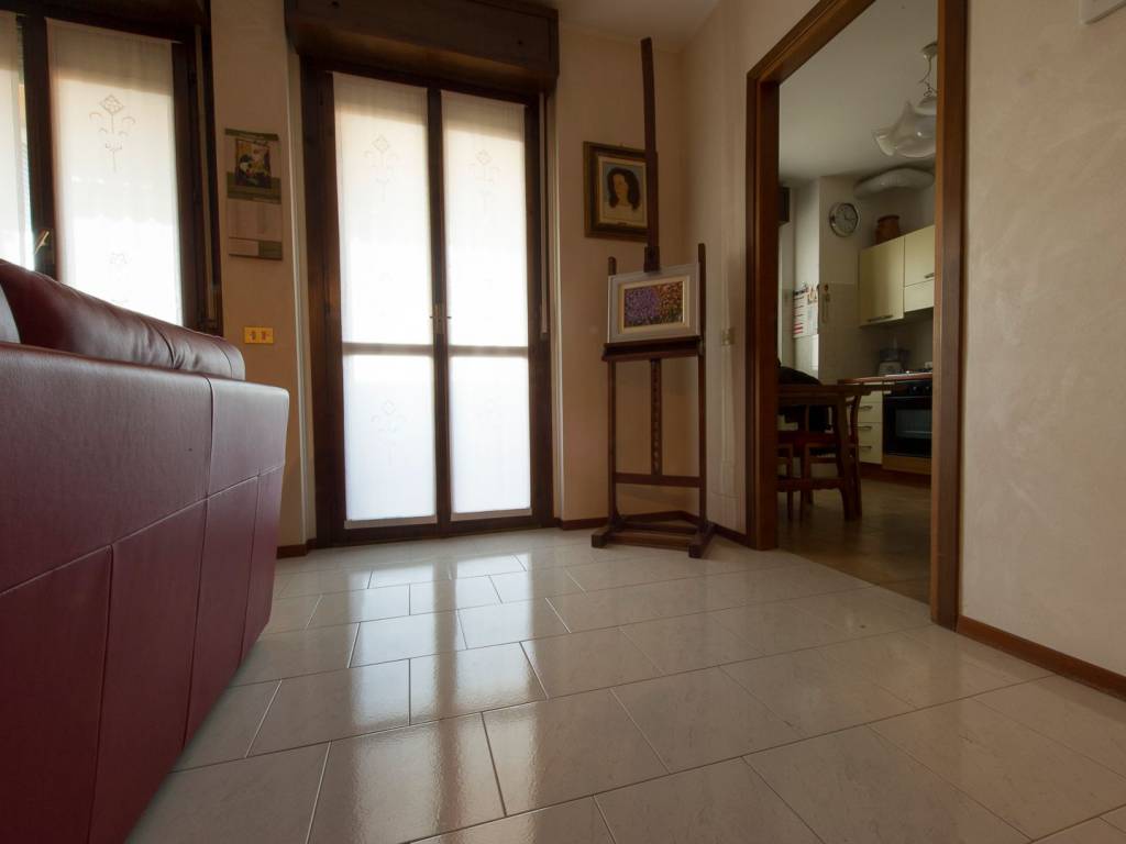 Appartamento a Trecate in Via Valle, 6 - Foto 5