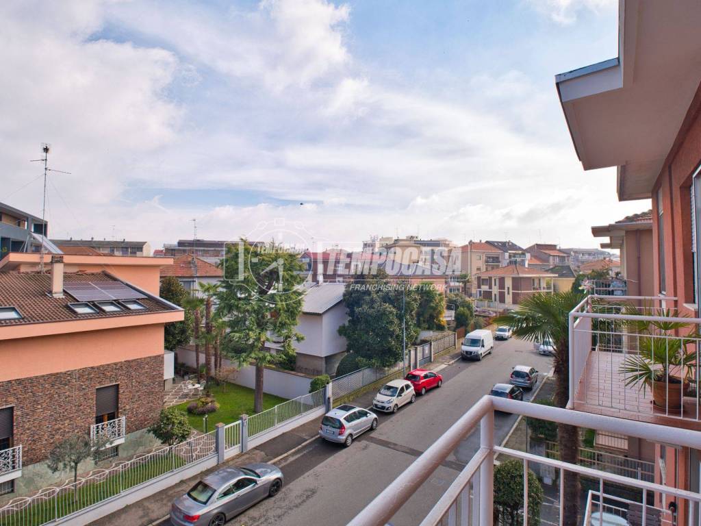 Appartamento a Novara in Via Evangelista Torricelli - Foto 4