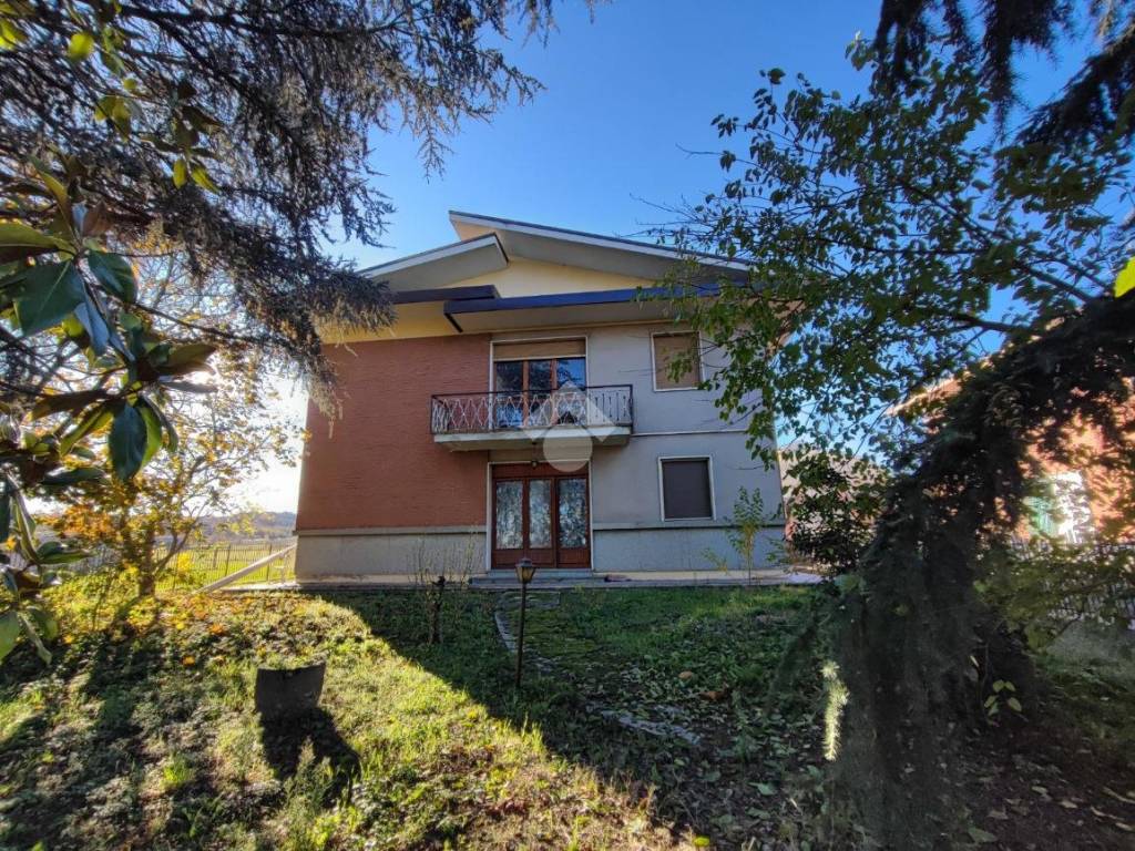 Villa a Viguzzolo in Via I° Maggio, 158 - Foto 2