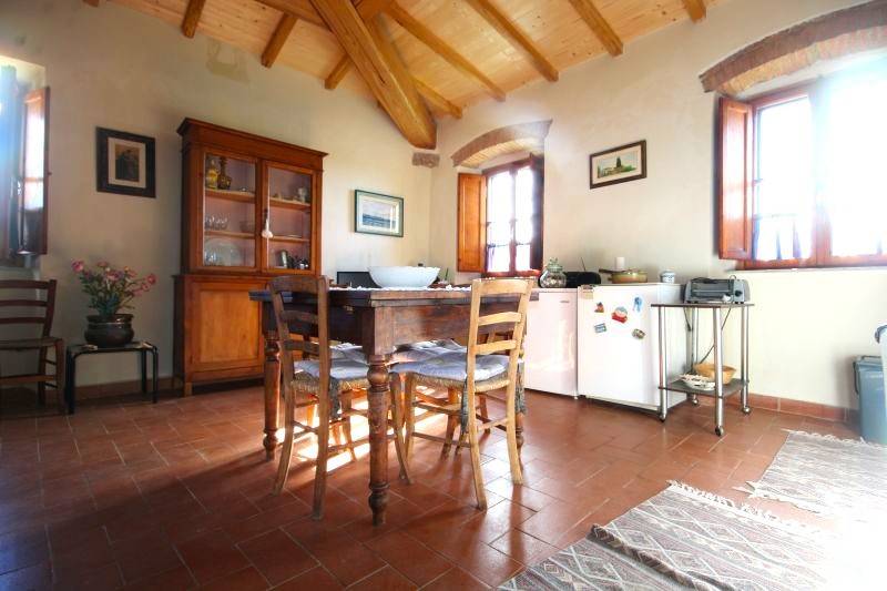 Appartamento a Castagneto carducci in Piazza Bionda Maria - Foto 2