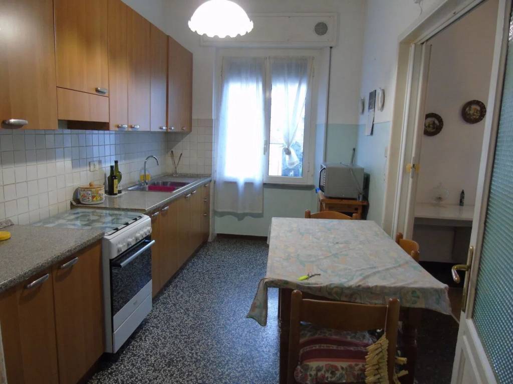 Appartamento a Cairo montenotte in Corso Dante A., 99 - Foto 2