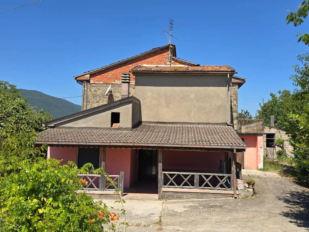 Villa a Ceccano in Via Maiura, 140 - Foto 2