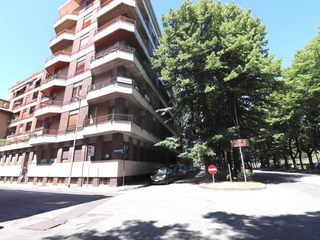 Appartamento a Busto arsizio in Viale Duca d'Aosta, 13 - Foto 4