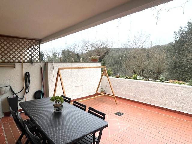 Appartamento a Finale ligure in Via Leon Pancaldo - Foto 2