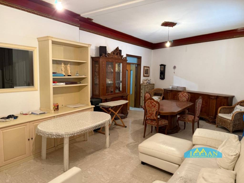 Appartamento a Ceglie messapica in Via Luigi Capuana - Foto 3