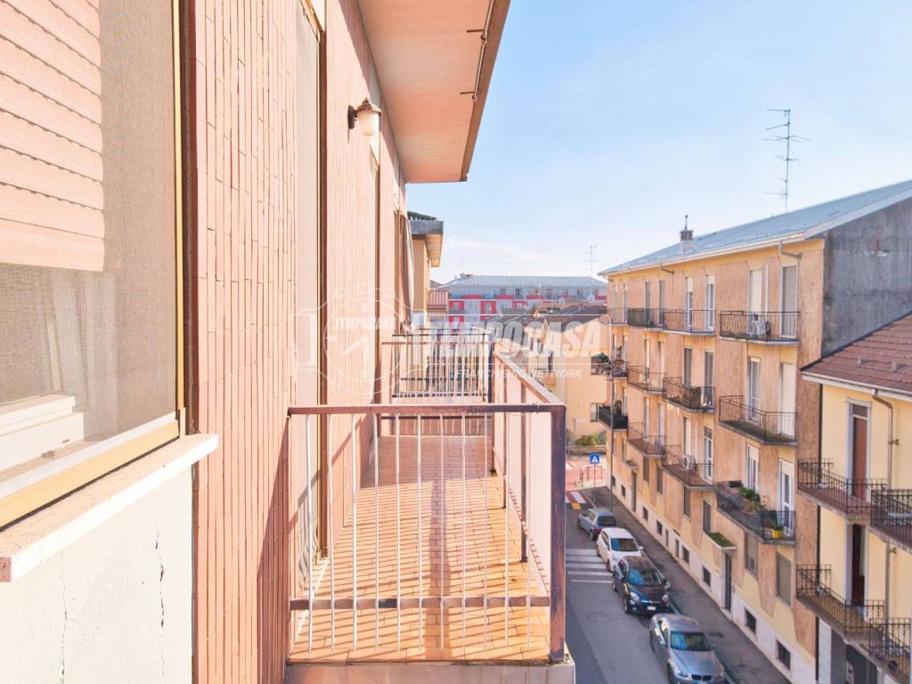 Appartamento a Novara in Via Generale Fara - Foto 3