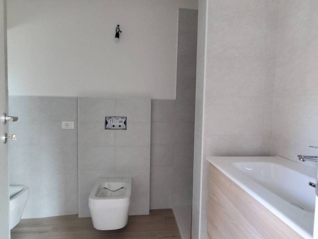 Appartamento a Marone in via piazze - Foto 5