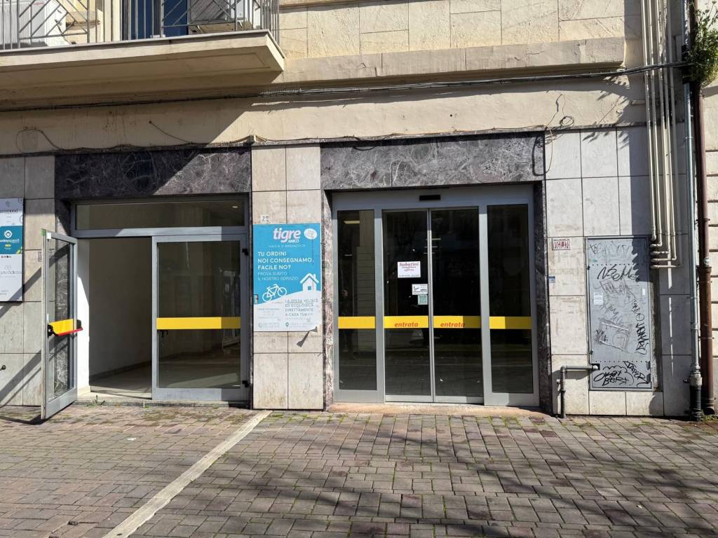 Immobile a Pescara in Viale Gabriele D'Annunzio, 25 - Foto 2