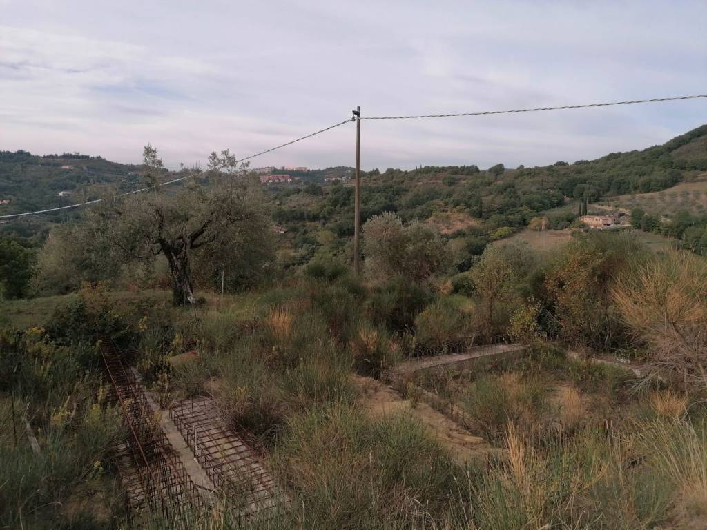 Terreno a Perugia in Via Delle Ghiande S.N.C. - Foto 3