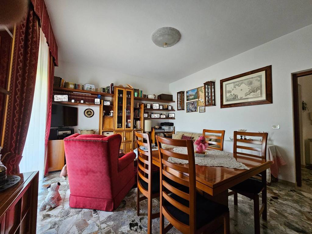 Appartamento a Grosseto in Viale Giuseppe Giusti - Foto 2