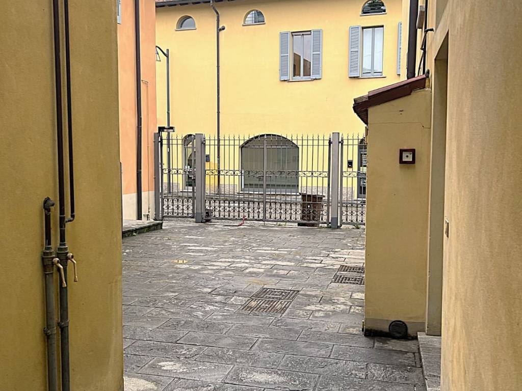Appartamento a Merate in Via Padre Paolo Arlati, 2 - Foto 2