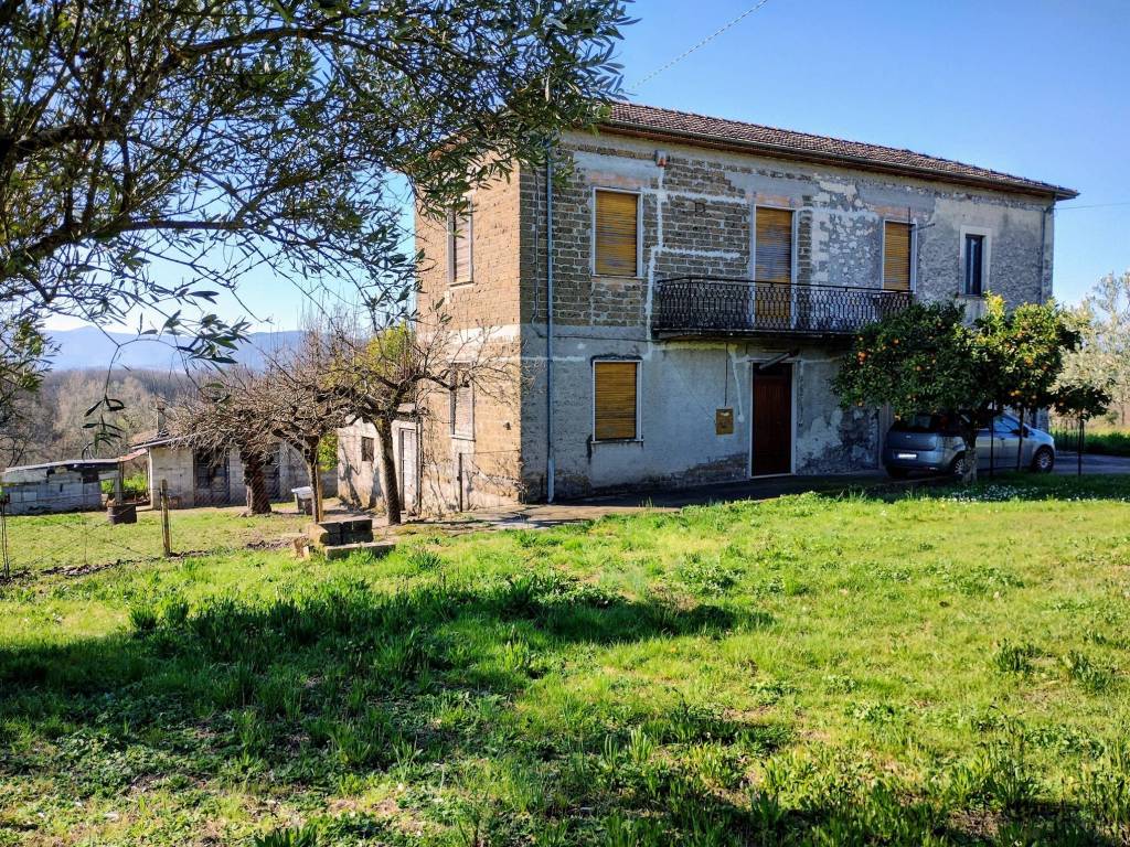 Casa indipendente a Arce in Località Tramonti - Foto 3