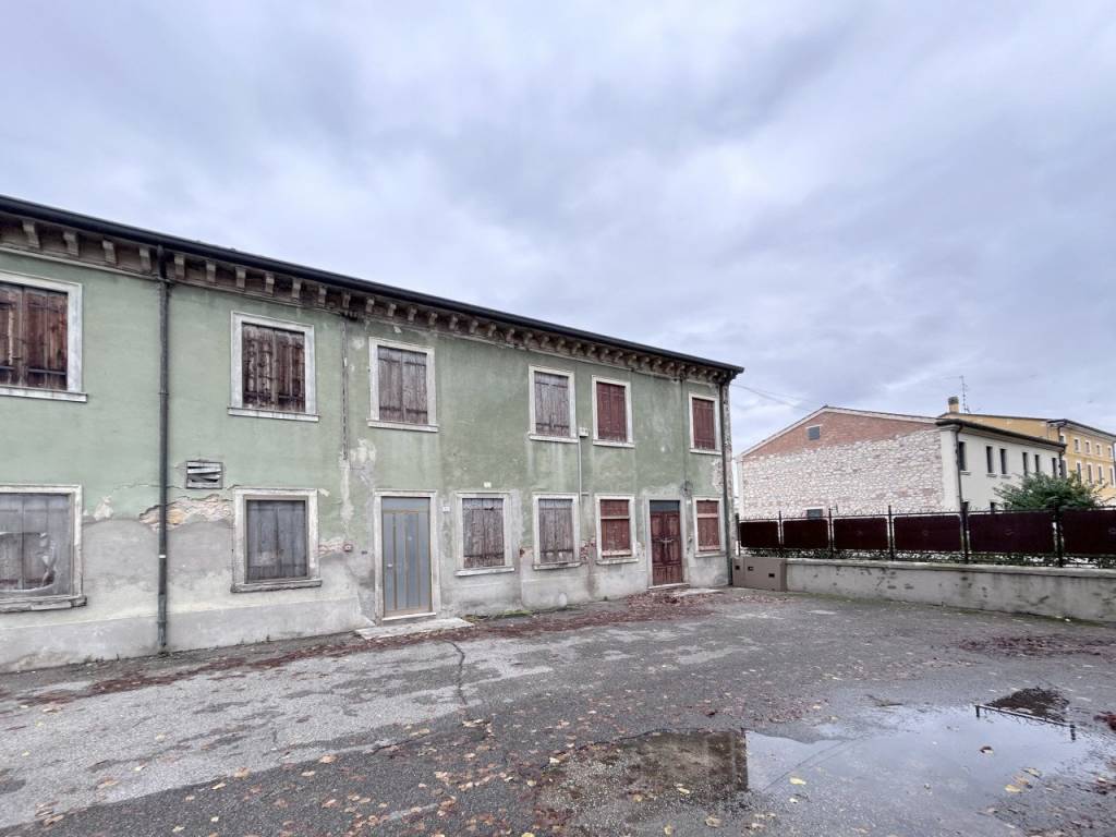 Casa indipendente a Arcole in Via Giuseppe Garibaldi - Foto 2