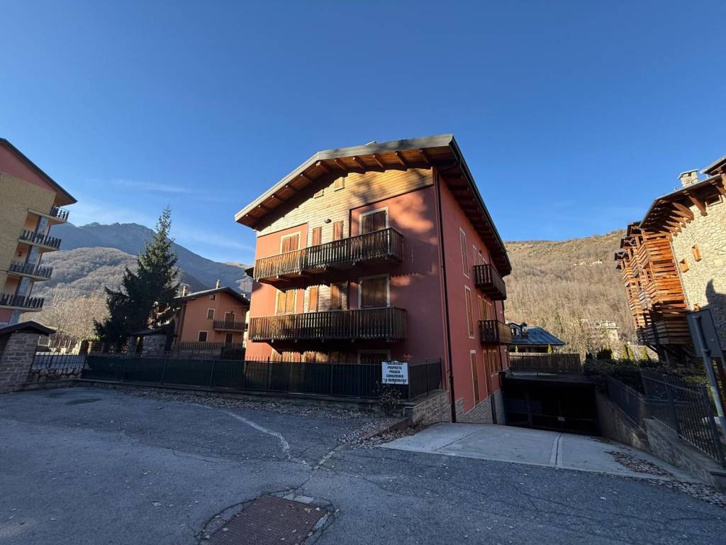 Appartamento a Limone piemonte in Via del Fantino - Foto 2