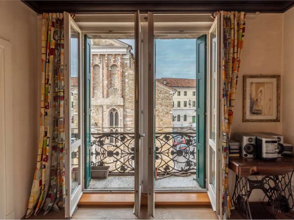 Appartamento a Belluno in Via Duomo, 1 - Foto 2