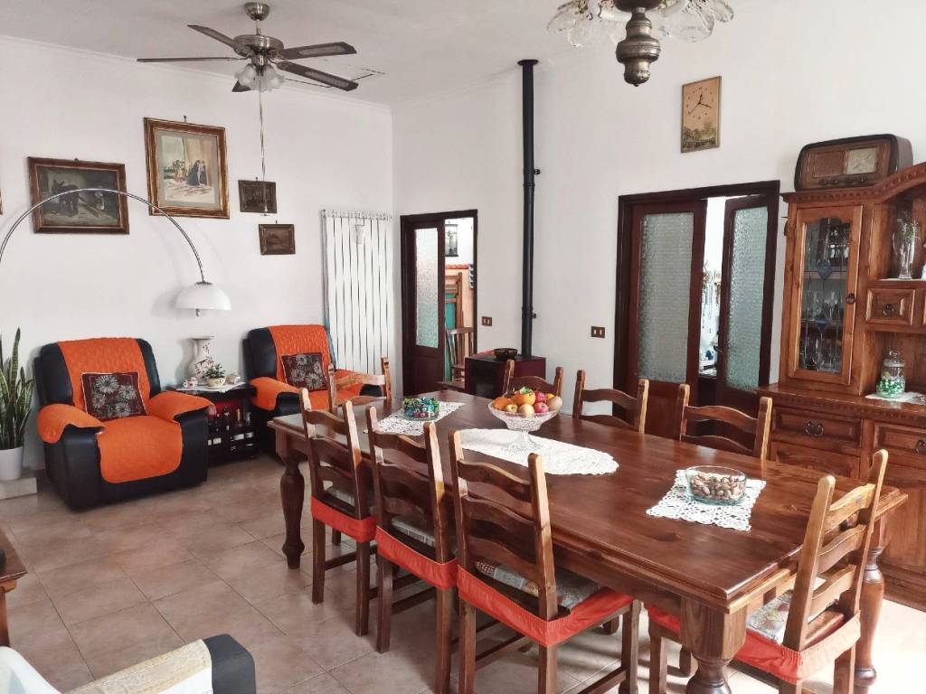 Casa indipendente a Cittaducale in Corso Giuseppe Mazzini, 121 - Foto 3