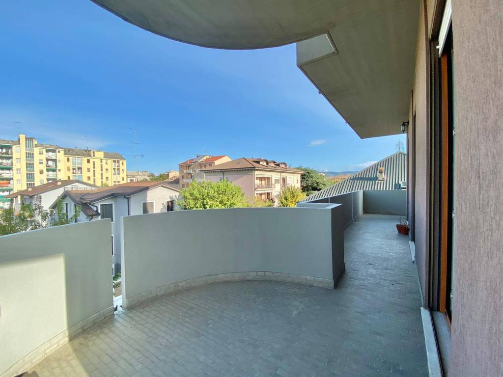 Appartamento a Voghera in Via Enrico Pozzoli - Foto 4