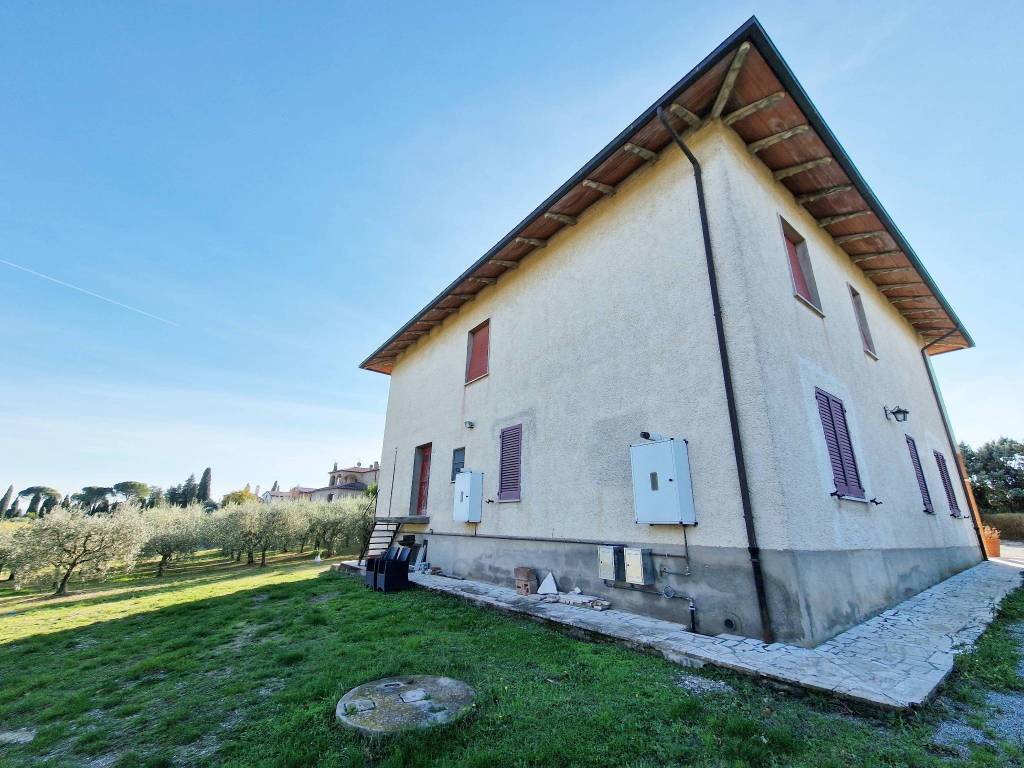 Rustico / casale a Montepulciano in Via della Resistenza - Foto 4